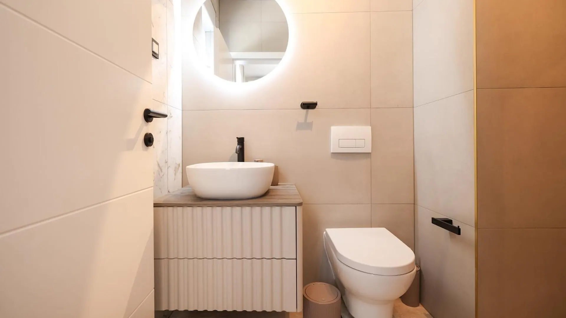 Crowonder Villa Bura With Heated Swimming Pool And Jacuzzi Privlaka  Kroatien